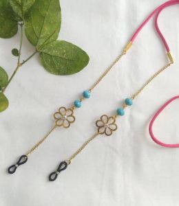 Spectacle Chain with Blue Beads